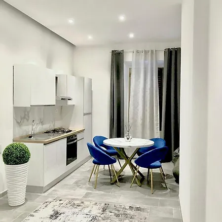 アパート International House