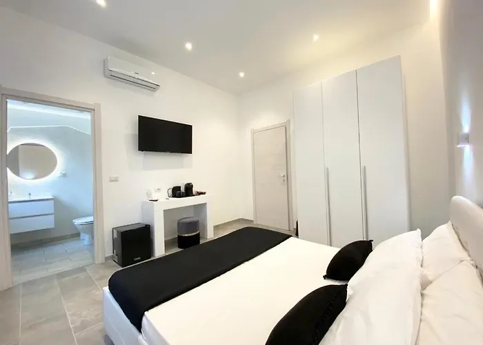 Apartment International House